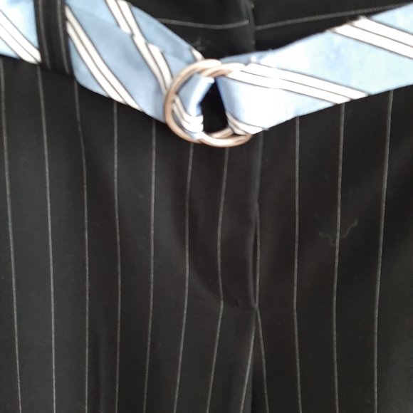 Larry Levine Wide Legged Cropped Pants - Picture 2 of 5